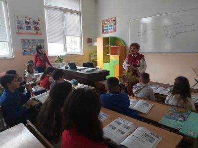 Баба Марта 2024 г - НУ Св. Св. Кирил и Методий - Троян